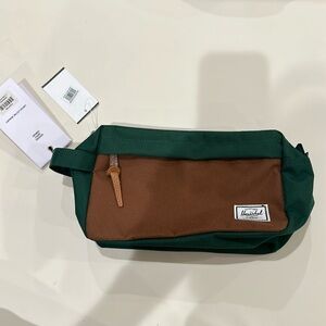 NWT Herschel Dopp Bag